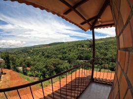 VILLA ISABELLA, hotel in Curití