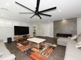 Hamptons by the Bay - Belle Escapes Jervis Bay