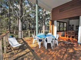Sweeds - Belle Escapes Jervis Bay
