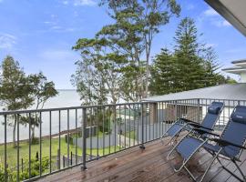 Waters Edge - Belle Escapes Jervis Bay, hotel em Erowal Bay