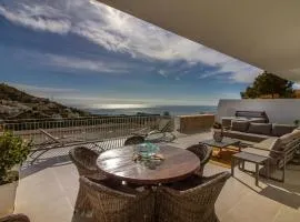 2 Bedroom Gorgeous Apartment In Altea