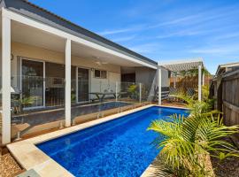 Dragonfly Abode, 2BR Villa, hotel near Broome Turf Club, Cable Beach