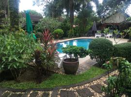 Sunflowerbungalow, hotel v destinaci Khao Lak