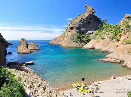 Entre Port historique et Calanques