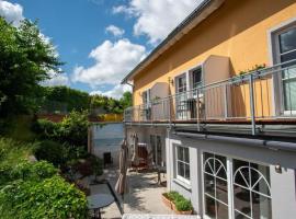 Hotel Sonnenklahr mit Pool、ゲーレンのホテル