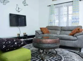 Mello Cozy Stand Alone Home .