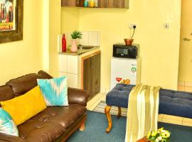 Classic Studio Milimani - Wi-Fi and Parking, apartment in Kisumu