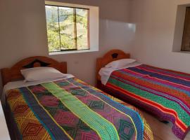 Casa familiar comunidad nativa ccaccaccollo, hotel v destinácii Cusco