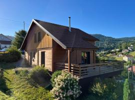 Chalet Casa de Monzel with 6-Person Jacuzzi & Panoramic View, lodging in La Bresse