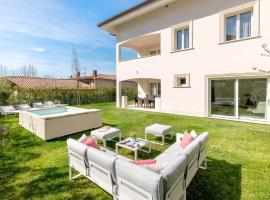 Genteel Home Villa Prato, hotel in Prato