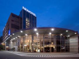 Novotel Warszawa Airport, hotel cerca de Aeropuerto de Varsovia-Chopin - WAW, Varsovia