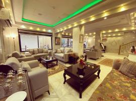 Anbat Midtown Hotel: Wadi Musa şehrinde bir otel