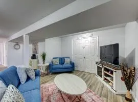 York Vacation Rental about 7 Mi to Downtown