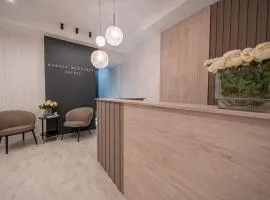 Karoly Boutique Suites, Best Location by BQA