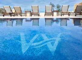 Luxurious Maisonette with Pool & Hot tub in Xaghra