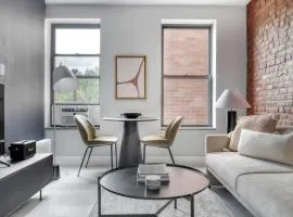 LES 2BR w Elevator WD Roof nr parks NYC-788