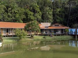 Casa de Campo, Refúgio do Lago, cabaña en Itajaí