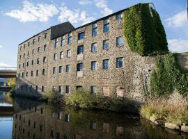 Delightful new period conversion, lejlighed i Burnley