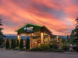 SureStay Plus Hotel by Best Western Salmon Arm, hotel v destinaci Salmon Arm
