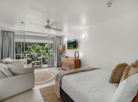 Belle Escapes Drift Beachfront Resort Suite 3409, hotell med pool i Palm Cove