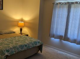 The Warm Welcome Suite, hotel con tinas de hidromasaje en Thorold