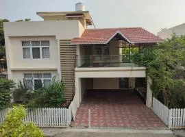 Tulip Serviced Villa