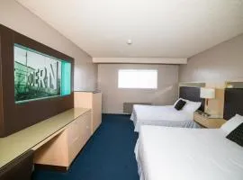 Motel 6 - Las Vegas, NV – Downtown Fremont St Experience