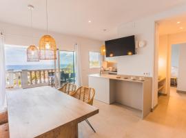 Son Bou Sunset Villas By MENORCARENTALS, hotel v destinaci Son Bou