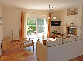 Panoramic Sea View Villa 4 Min to Beach, hotel in Tigaki