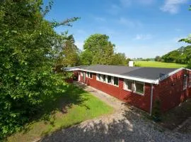 Lovely Holiday Home Near Dyngby Strand