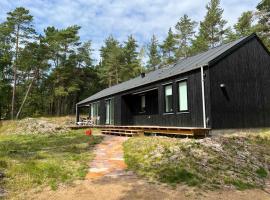 Magnificent Summer House On Bornholm, vila u gradu Neksø