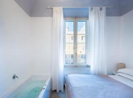 My Tiny Home Alchemy, hotel v Římě