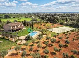 Ecovilla Jeaninne by villasmediterranean