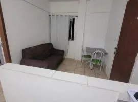 Espaçosa kitnet em itapua 10 min da praia.