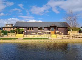 River Breeze - Norfolk Broads, hotell sihtkohas Brundall