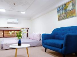 Tropical land little Hanoi homestay, hotel in Hanoi