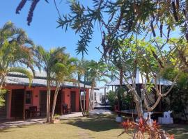 墾丁夏旅Villa-可包棟, hotel v mestu Daguang
