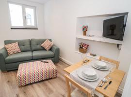 Tŷ Capel Bach, holiday rental in Bangor