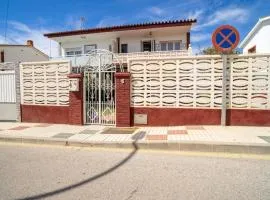 Lovely Home In Torre De Benagalbn With Kitchenette