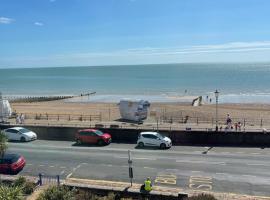 "The Parlour" Seafront Apartment