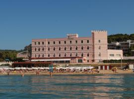 HOTEL SOLE, hotel v destinaci San Menaio