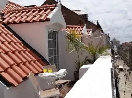 The Downtown Terrace - Fabulous Views, Sun Deck, Penthouse, 5th-floor no lift