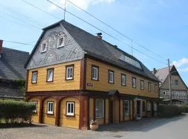 Historische Blockstube anno 1763 - Romantisches Studio-Apartment mit Infrarot-Sauna