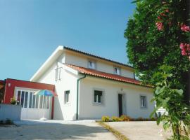 Casa Quelhas, casa o chalet en Besteiros