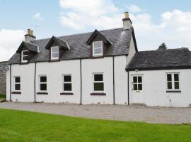 Rose Cottage - Beaufort Estate, holiday home in Belladrum