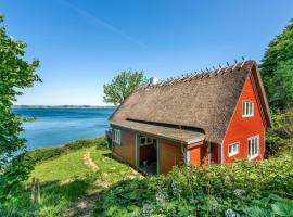 Beautiful Home In Aabenraa With 4 Bedrooms And Wifi, bolig ved stranden i Aabenraa