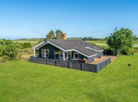 Beautiful Home In Hurup Thy With Kitchen, villa in Sønder Ydby