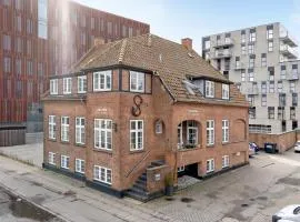 12 Bedroom Gorgeous Home In Kolding