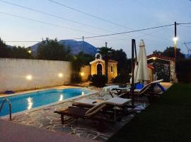 DIMIS swimming pool small villa, hotel with pools in Eretria