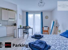 LOGEMENT AARON、Evry-Courcouronnesのホテル